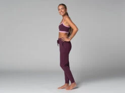 Pantalon De Yoga Femme Jogg - Bio Prune Prune XS - 36 -CHIN MUDRA Soldes pantalon de yoga femme jogg bio 163584748861810d401303b