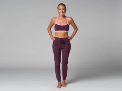 Pantalon De Yoga Femme Jogg - Bio Prune M - Presque Parfaits 13 Pantalon De Yoga Femme Jogg - Bio Prune M - Presque Parfaits -CHIN MUDRA Soldes pantalon de yoga femme jogg bio 170556831365a8e8395dd3a