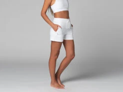 Short De Yoga Cool - Bio Blanc Blanc XS - 36 -CHIN MUDRA Soldes short de yoga cool bio 16358465536181099911bea