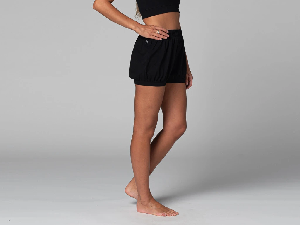 Short Femme Traditionnel Iyengar - Bio Noire Noir XS - 36 2 Short Femme Traditionnel Iyengar - Bio Noire Noir XS - 36 – Image 2