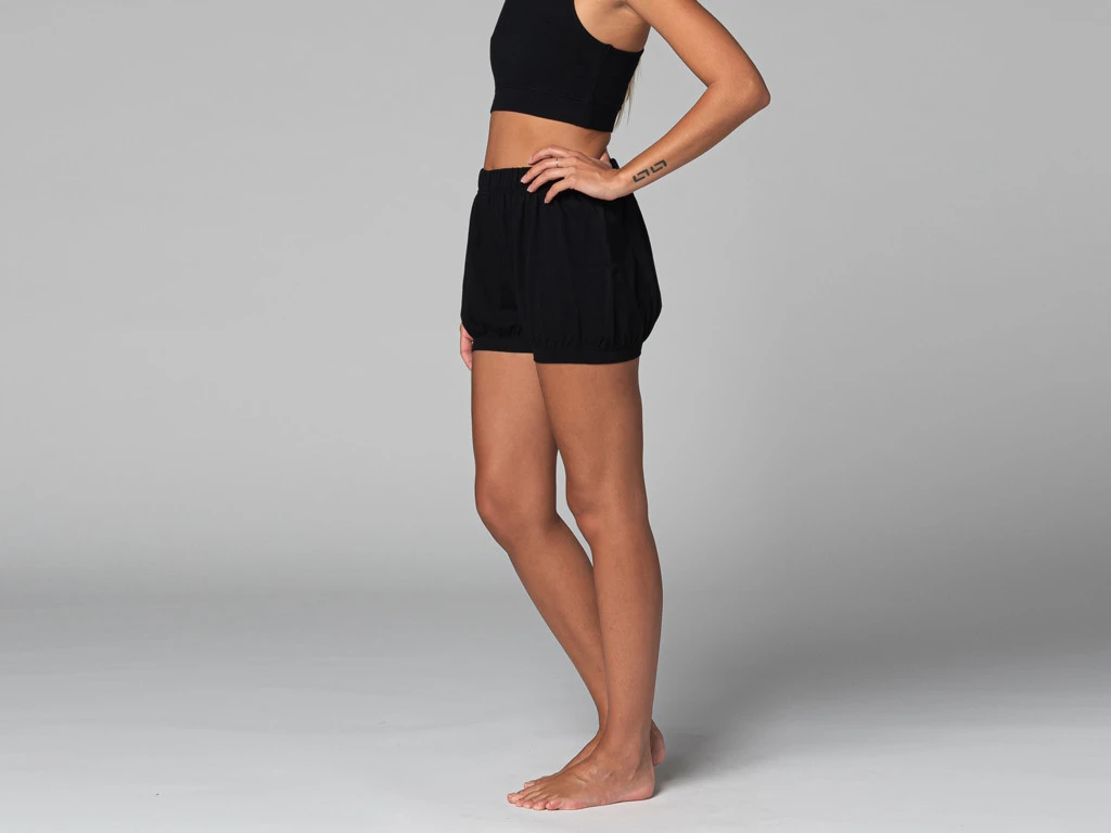 Short Femme Traditionnel Iyengar - Bio Noire Noir XS - 36 4 Short Femme Traditionnel Iyengar - Bio Noire Noir XS - 36 – Image 4