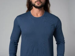 T-Shirt Tapan Manches Longues 100% Bio Bleu Bleu S - 38/40 -CHIN MUDRA Soldes t shirt tapan manches longues 100 bio 1635346337617967a1cc01a